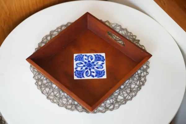 Serving tray in wood with tile inlay for elevating home decor style