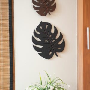 Wooden wall hanging leaf
