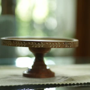 round cake stand in accasia wood also to elevate home decor style