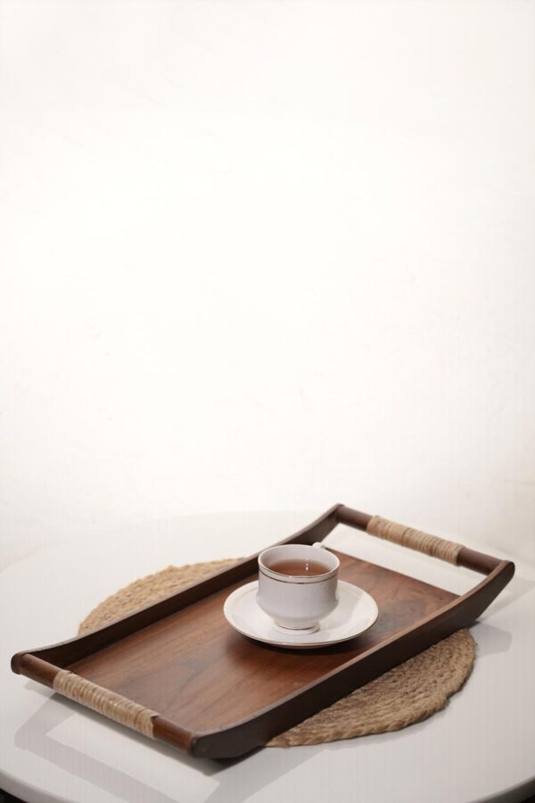 Serving tray