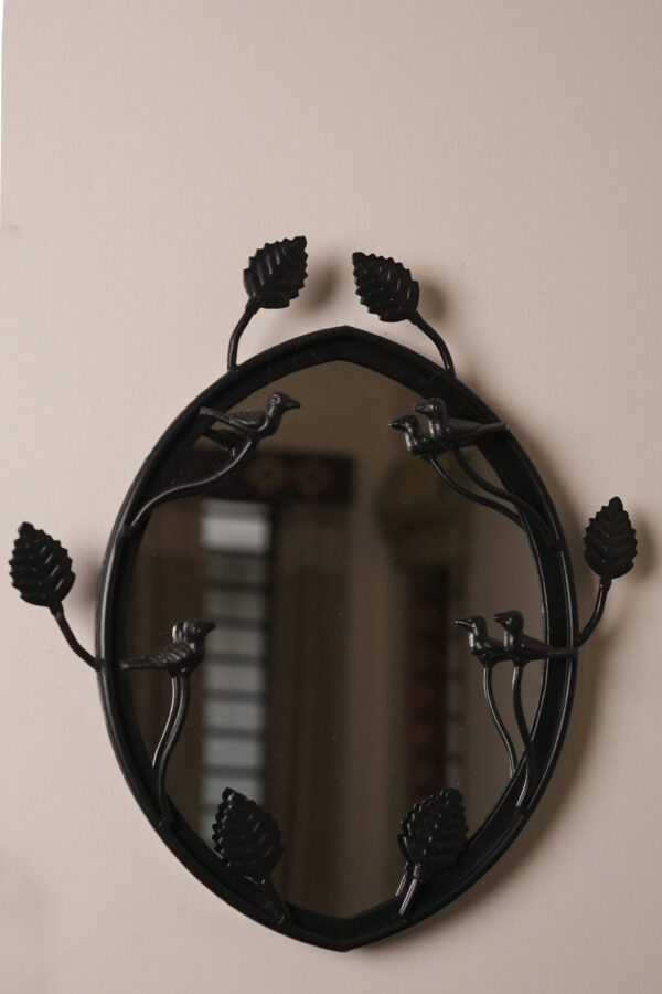 Metallic mirror
