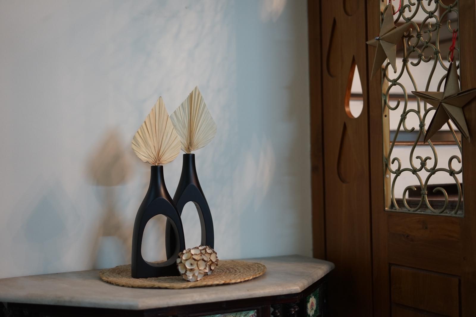 Wooden vase (single)